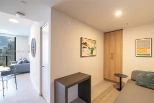 121 NE 5th St, Miami, FL 33132 - Photo 22