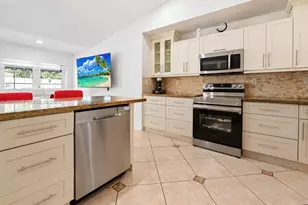 7819 NW 166th Terrace, Miami Lakes, FL 33016 - Photo 12