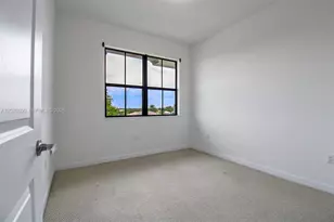 15540 SW 136th St, Miami, FL 33196 - Photo 16