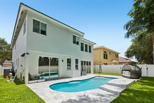 13370 SW 32nd St, Miramar, FL 33027 - Photo 4