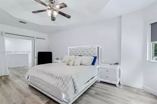 13370 SW 32nd St, Miramar, FL 33027 - Photo 8