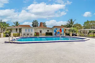 4805 NW 35th St, Lauderdale Lakes, FL 33319 - Photo 14