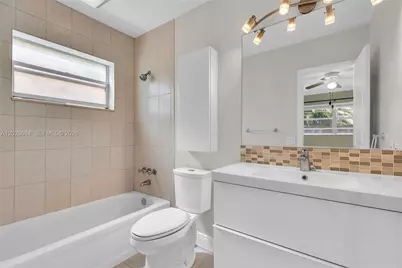 4805 NW 35th St #416, Lauderdale Lakes, FL 33319 - Photo 12