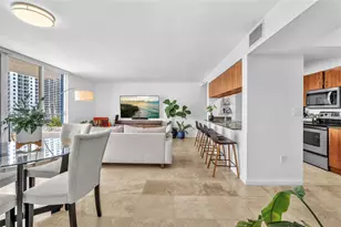 1200 Brickell Bay Dr, Miami, FL 33131 - Photo 4