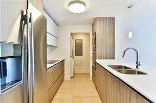 600 NE 27th St, Miami, FL 33137 - Photo 4
