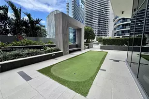 55 SW 9th St, Miami, FL 33130 - Photo 36