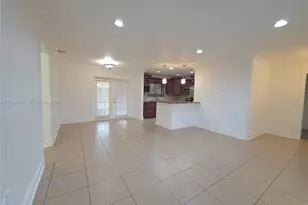 8420 NW 10th St, Pembroke Pines, FL 33024 - Photo 6