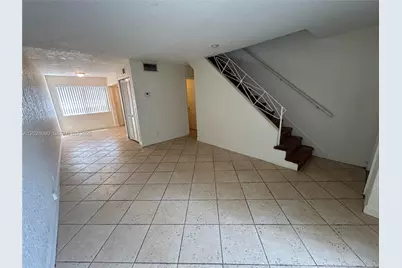 4815 NW 9th Dr #4815, Plantation, FL 33317 - Photo 4