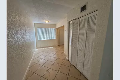 4815 NW 9th Dr #4815, Plantation, FL 33317 - Photo 8