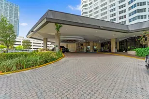 801 Brickell Bay Dr, Miami, FL 33131 - Photo 6