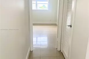 8110 Sunrise Lakes Blvd, Sunrise, FL 33322 - Photo 10