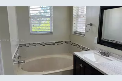 19409 NW 24th Pl, Pembroke Pines, FL 33029 - Photo 52