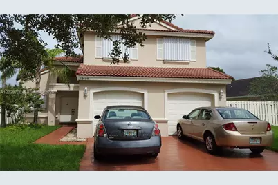 19409 NW 24th Pl, Pembroke Pines, FL 33029 - Photo 1