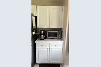 19409 NW 24th Pl, Pembroke Pines, FL 33029 - Photo 14