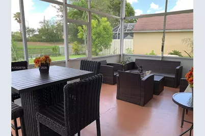 19409 NW 24th Pl, Pembroke Pines, FL 33029 - Photo 26
