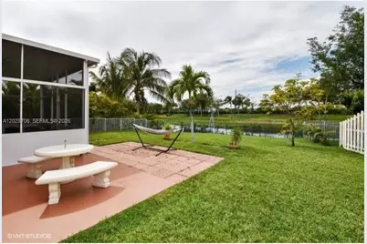 19409 NW 24th Pl, Pembroke Pines, FL 33029 - Photo 40