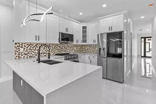 8210 N Elmer St, Tampa, FL 33604 - Photo 6