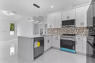8210 N Elmer St, Tampa, FL 33604 - Photo 10