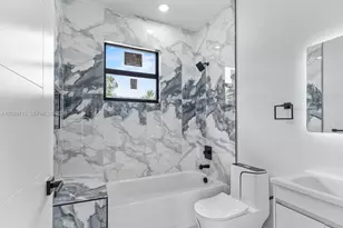 8210 N Elmer St, Tampa, FL 33604 - Photo 26