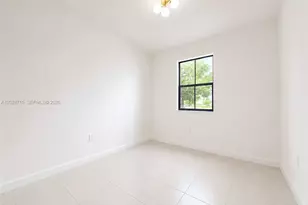 3448 W 110th Terrace, Hialeah, FL 33018 - Photo 20