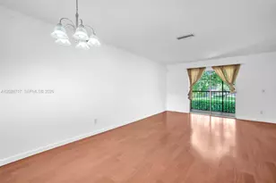 10369 NW 8th St, Pembroke Pines, FL 33026 - Photo 16