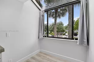 1726 NW 81st Way, Plantation, FL 33322 - Photo 10
