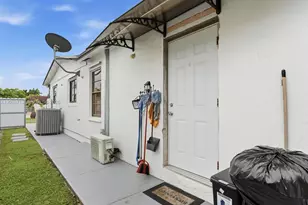 11741 SW 182nd Terrace, Miami, FL 33177 - Photo 18