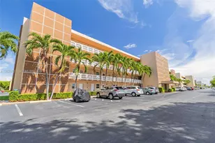 201 SE 11th Terrace, Dania Beach, FL 33004 - Photo 1