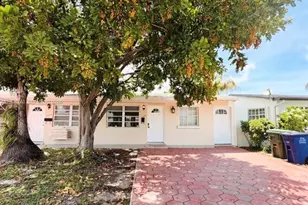 1077 SW 2nd St, Hallandale Beach, FL 33009 - Photo 1