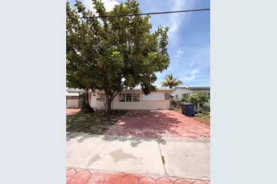 1077 SW 2nd St #2, Hallandale Beach, FL 33009 - Photo 1