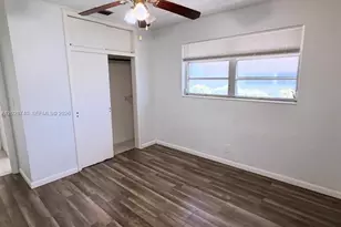 1077 SW 2nd St, Hallandale Beach, FL 33009 - Photo 14