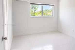 6330 SW 79th St, South Miami, FL 33143 - Photo 8