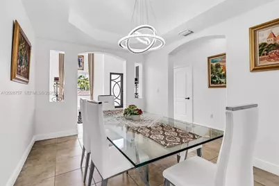 16610 SW 57th Ln, Miami, FL 33193 - Photo 10