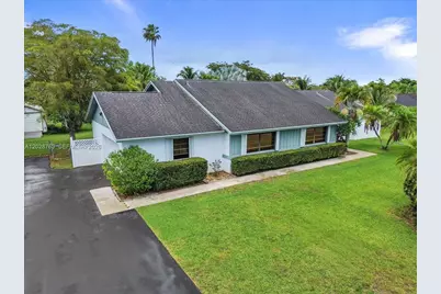 1571 NW 20th St, Homestead, FL 33030 - Photo 4