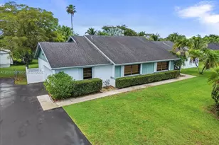 1571 NW 20th St, Homestead, FL 33030 - Photo 4