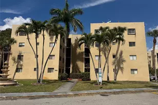 8625 NW 8th St, Miami, FL 33126 - Photo 22