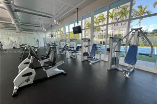 14951 Royal Oaks Ln, North Miami, FL 33181 - Photo 32