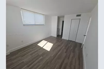 8101 Crespi Blvd #304, Miami Beach, FL 33141 - Photo 8
