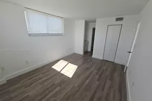8101 Crespi Blvd, Miami Beach, FL 33141 - Photo 8
