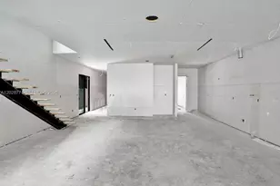 707 NE 7th Ave, Fort Lauderdale, FL 33304 - Photo 4