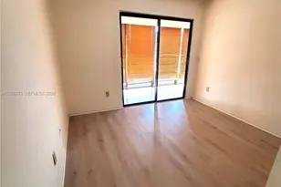 9729 Hammocks Blvd, Miami, FL 33196 - Photo 8