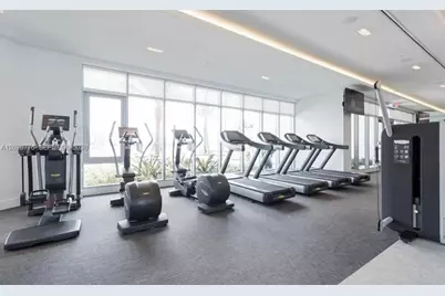 17111 Biscayne Blvd #208, North Miami Beach, FL 33160 - Photo 8
