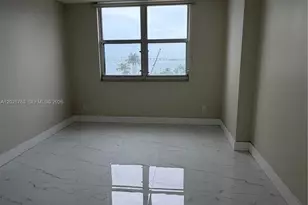 770 Claughton Island Dr, Miami, FL 33131 - Photo 10