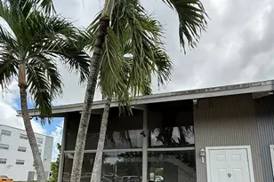 14310 NE 5th Pl, Miami, FL 33161 - Photo 1