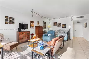800 West Ave, Miami Beach, FL 33139 - Photo 8