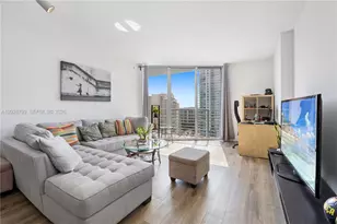 325 S Biscayne Blvd, Miami, FL 33131 - Photo 12
