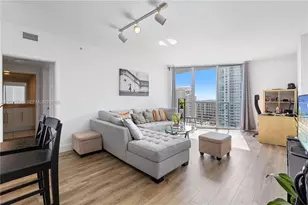 325 S Biscayne Blvd, Miami, FL 33131 - Photo 14