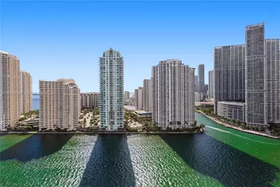 325 S Biscayne Blvd #2517, Miami, FL 33131 - Photo 2