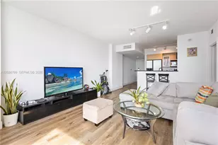 325 S Biscayne Blvd, Miami, FL 33131 - Photo 10