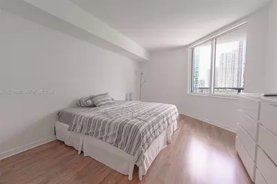 325 S Biscayne Blvd #821, Miami, FL 33131 - Photo 16